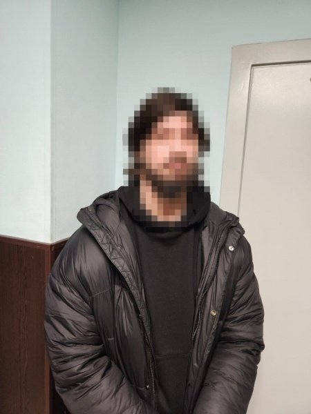 Североосетинские оперативники задержали в Санкт-Петербурге гражданина, находившегося в федеральном розыске